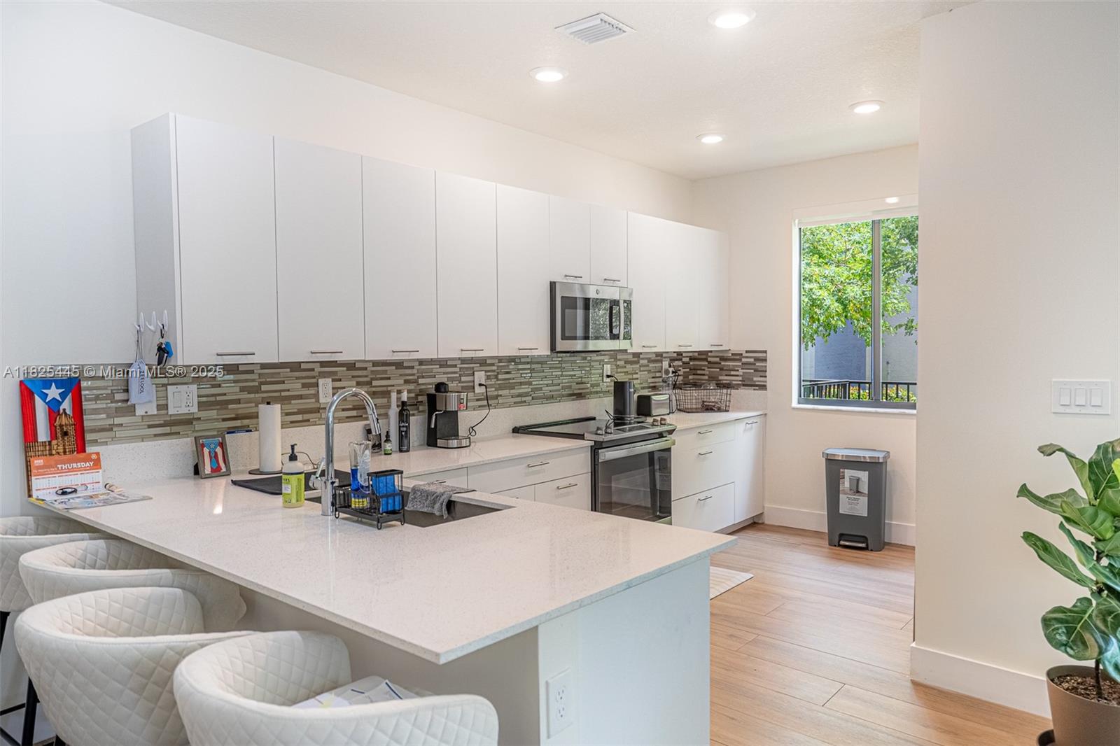 4269 NW 83rd Path Doral, FL 33166