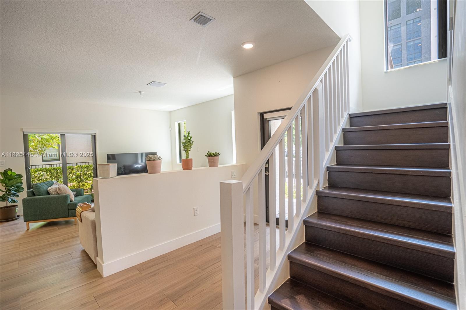 4269 NW 83rd Path Doral, FL 33166