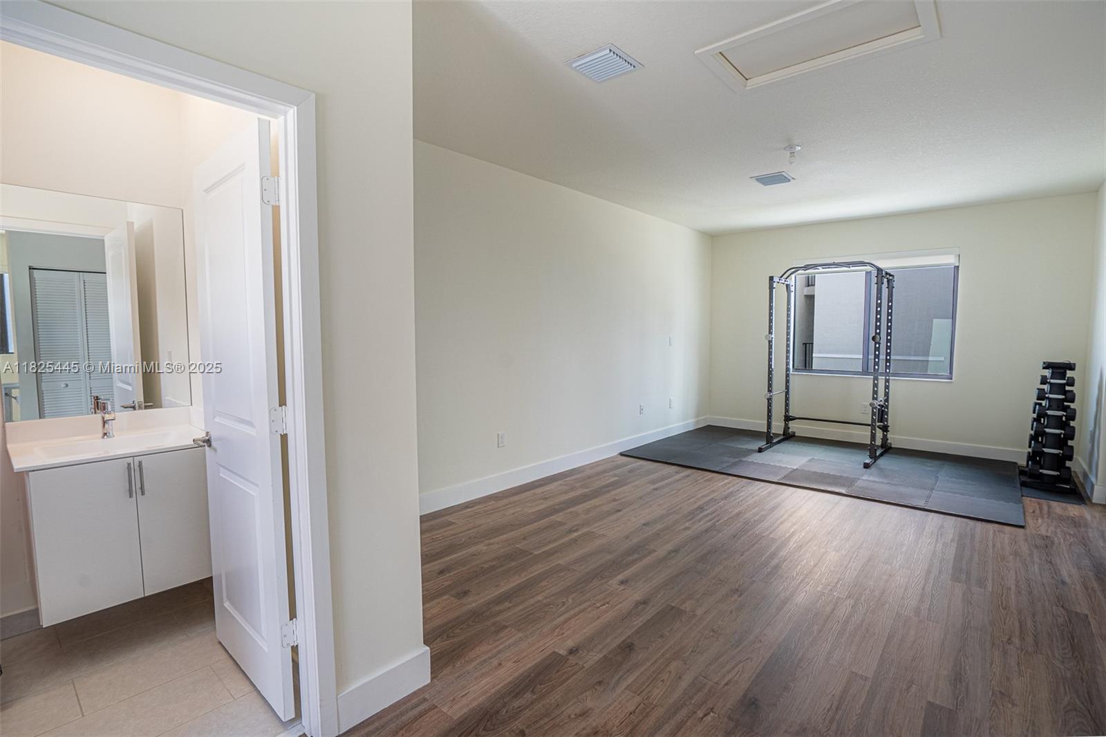 4269 NW 83rd Path Doral, FL 33166