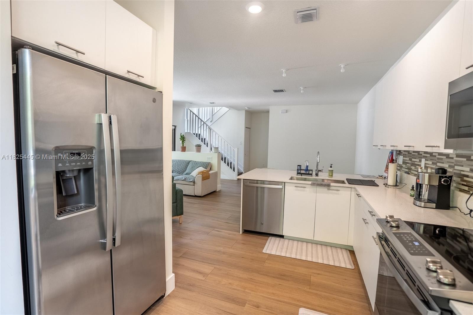 4269 NW 83rd Path Doral, FL 33166