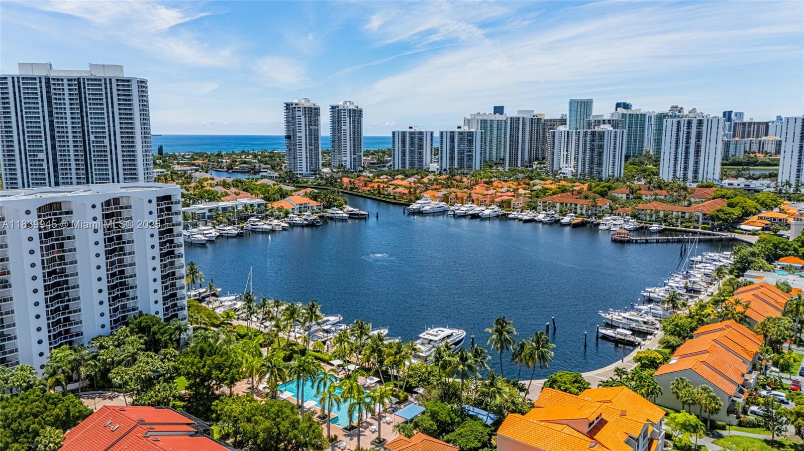 3598 Yacht Clb Dr #601+DEN Aventura, FL 33180