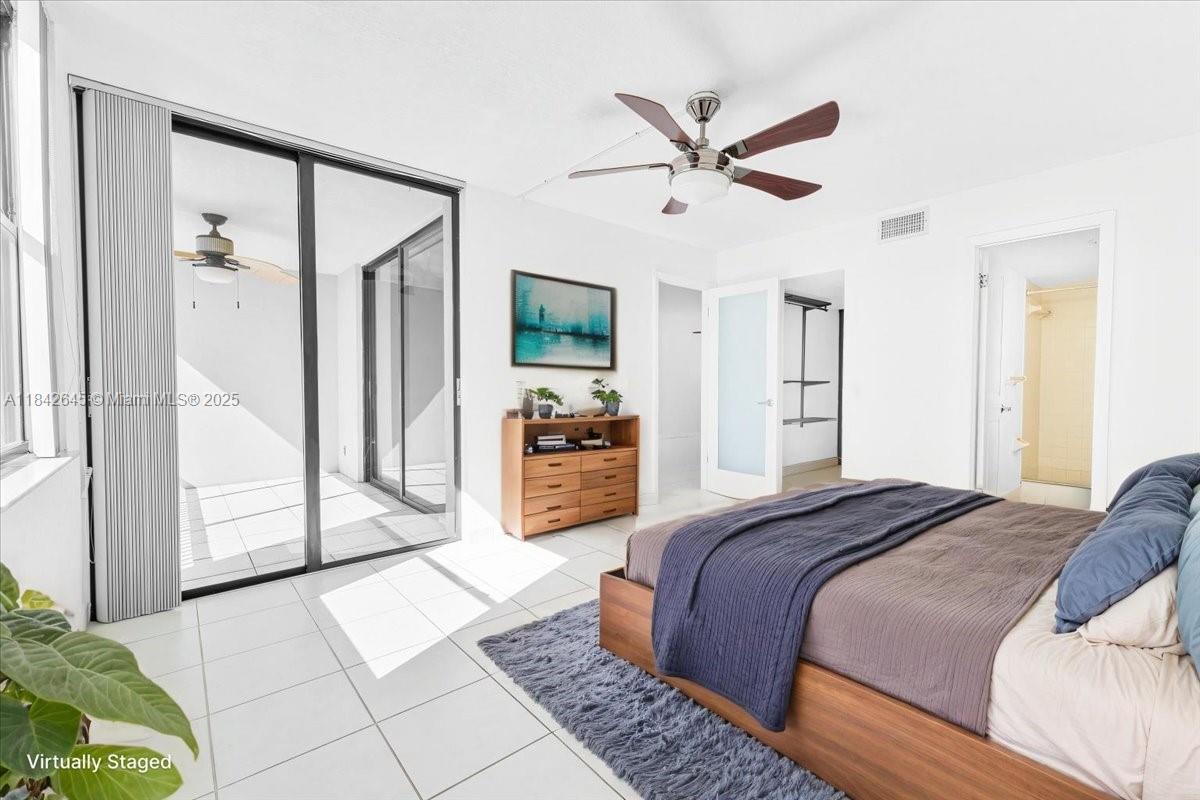 110 Lake Emerald Dr #403 Oakland Park, FL 33309