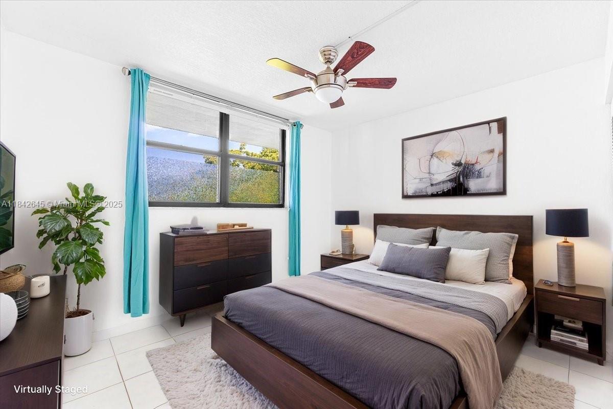 110 Lake Emerald Dr #403 Oakland Park, FL 33309