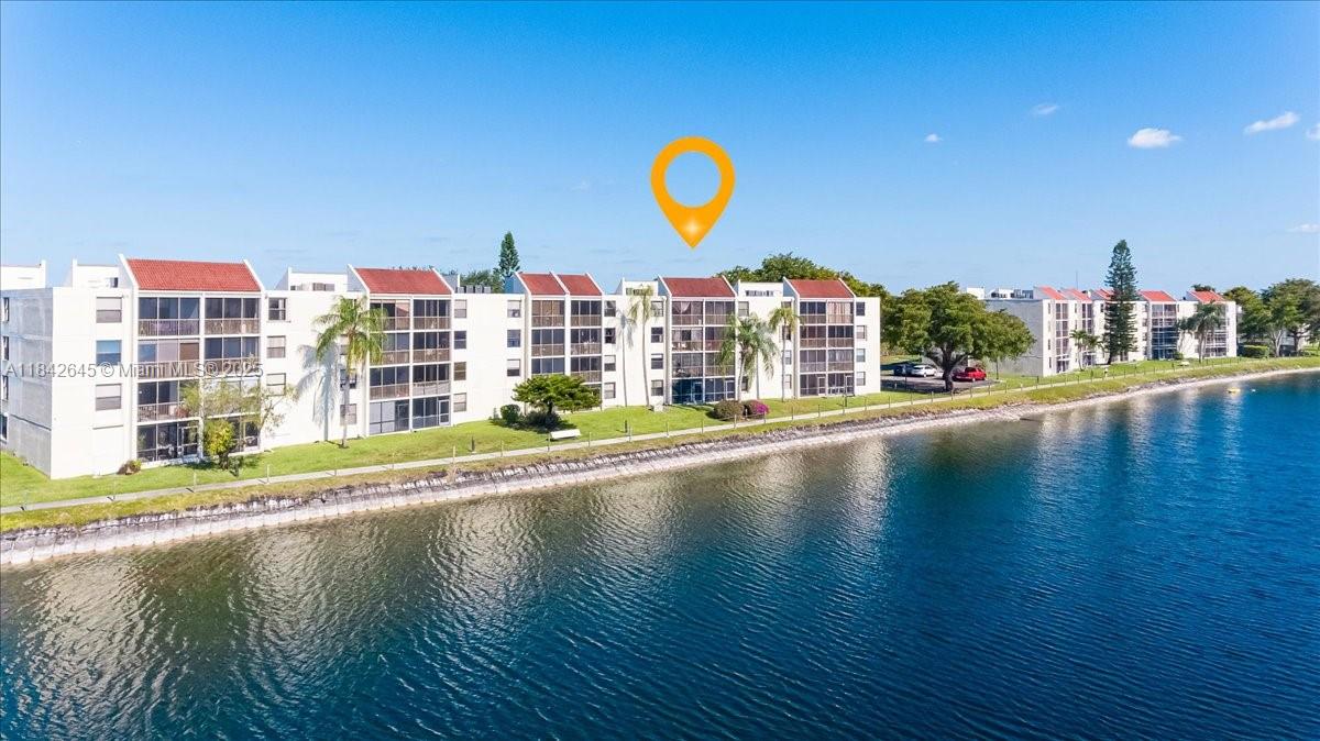 110 Lake Emerald Dr #403 Oakland Park, FL 33309
