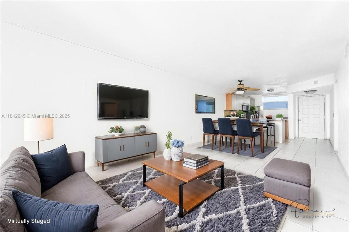 110 Lake Emerald Dr #403 Oakland Park, FL 33309