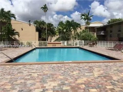 13787 SW 66th St #252D