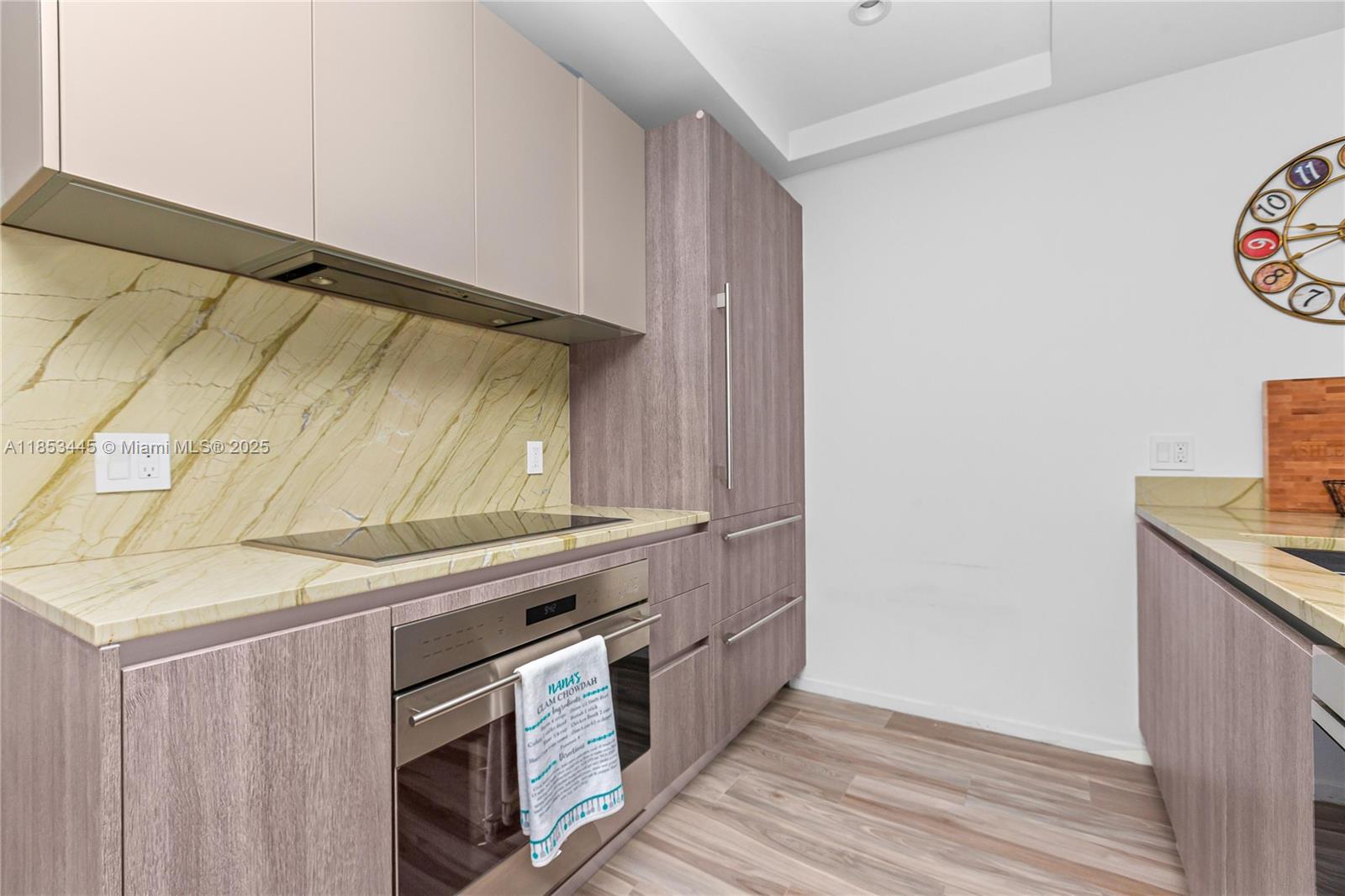 image Sls Lux Brickell18