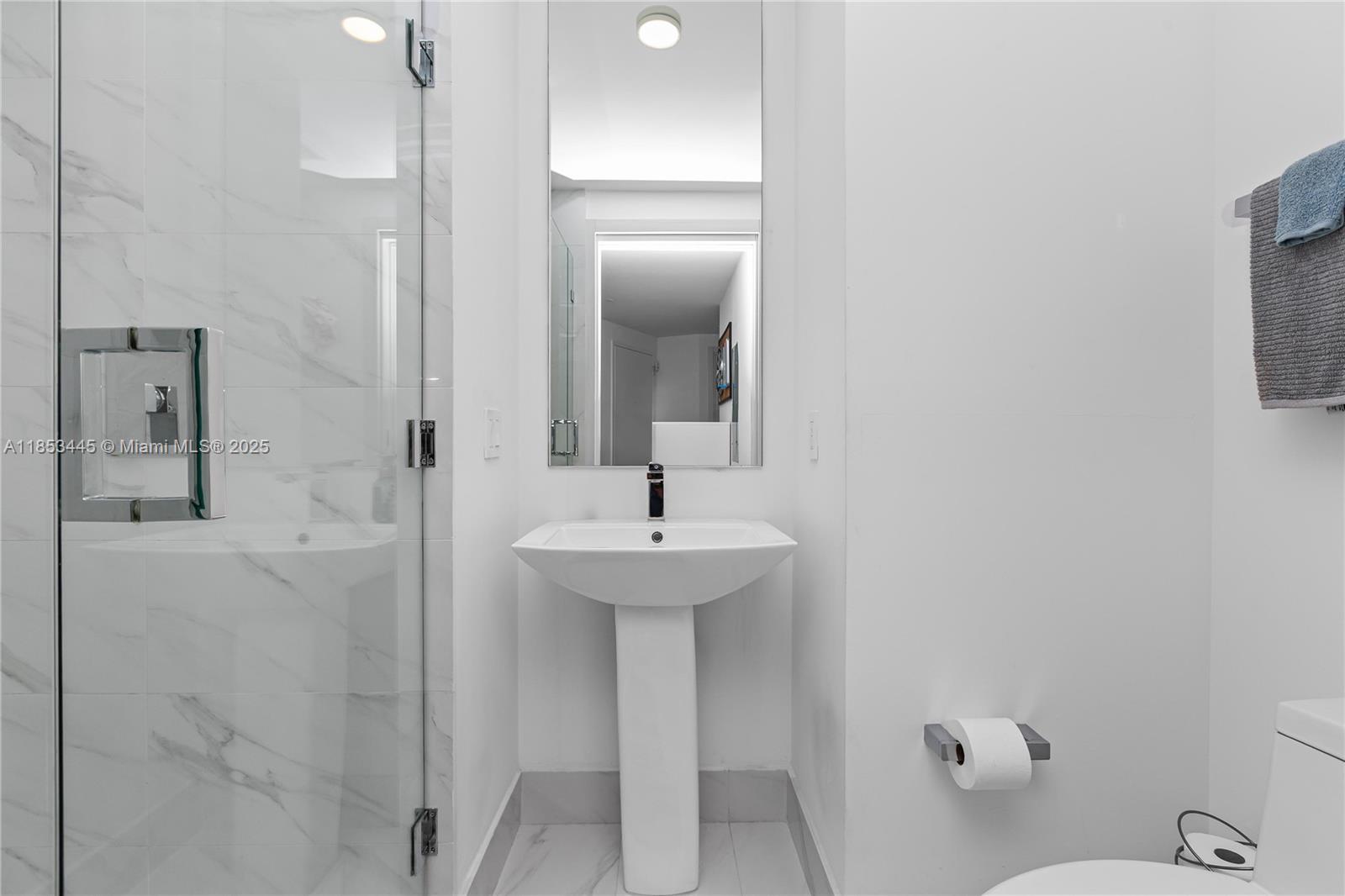 image Sls Lux Brickell31