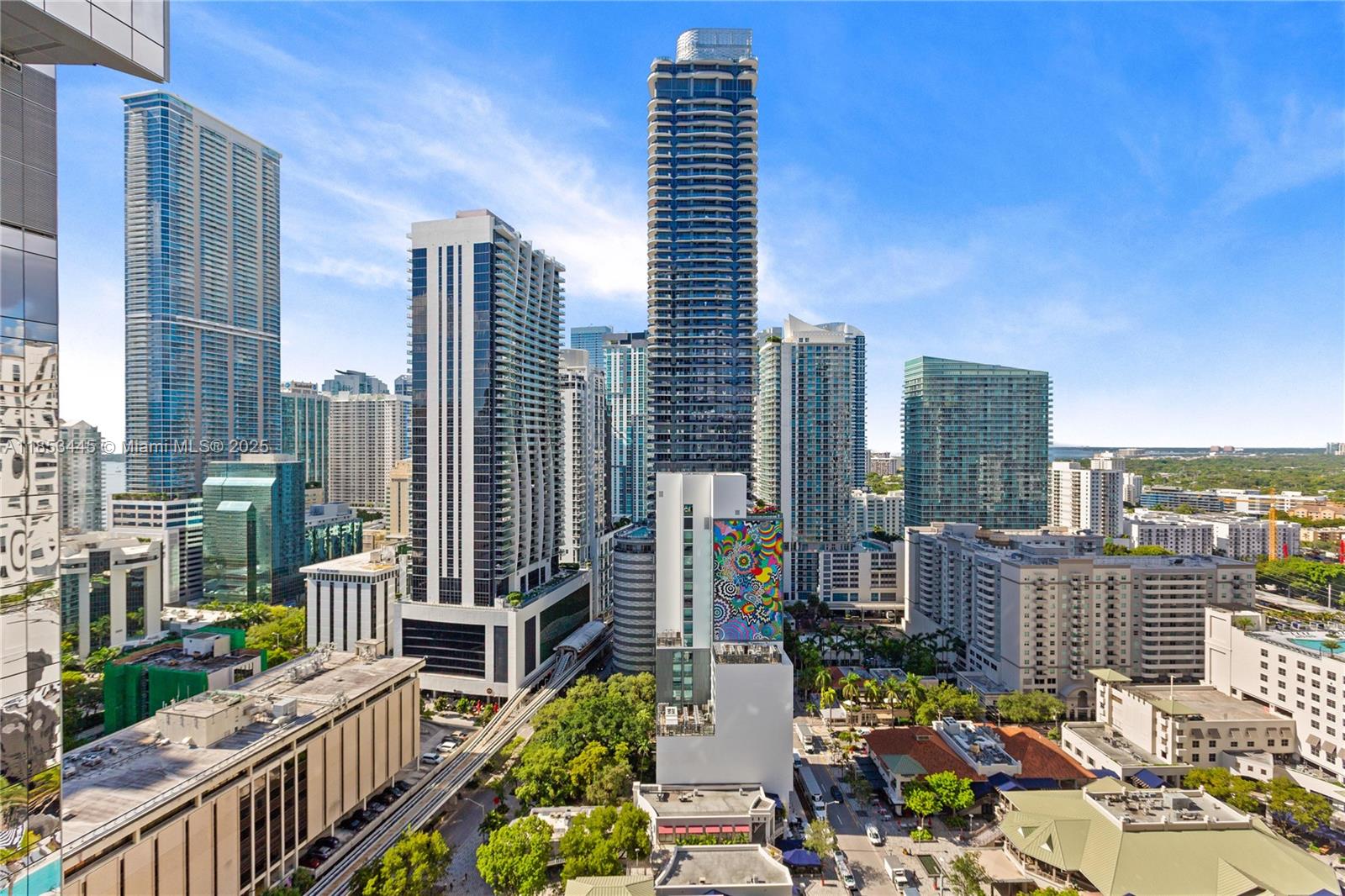 image Sls Lux Brickell8