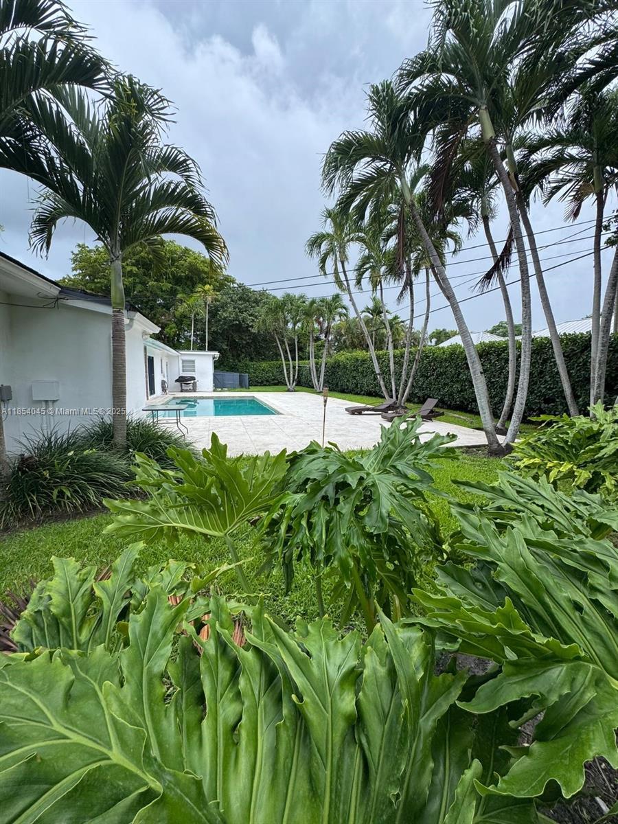 5801 SW 100th St #1 Pinecrest, FL 33156