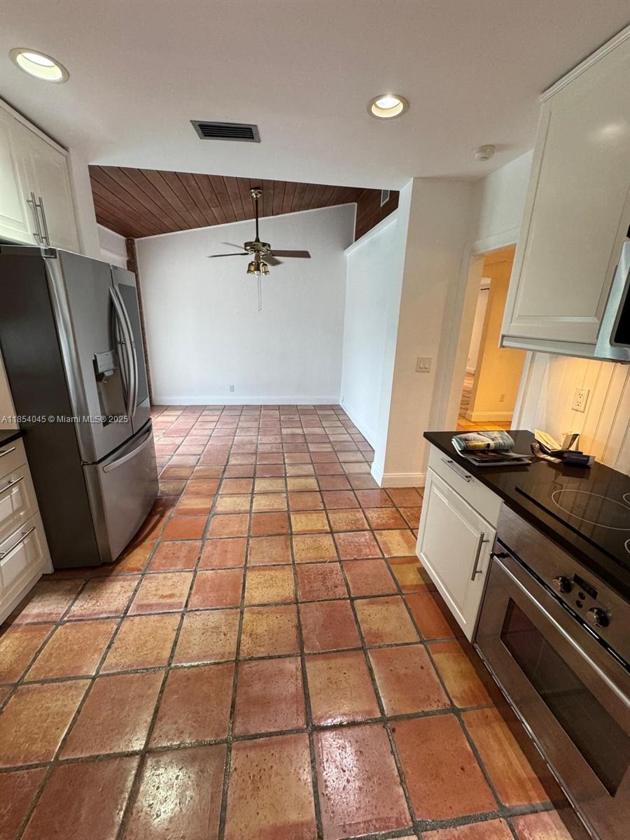 5801 SW 100th St #1 Pinecrest, FL 33156