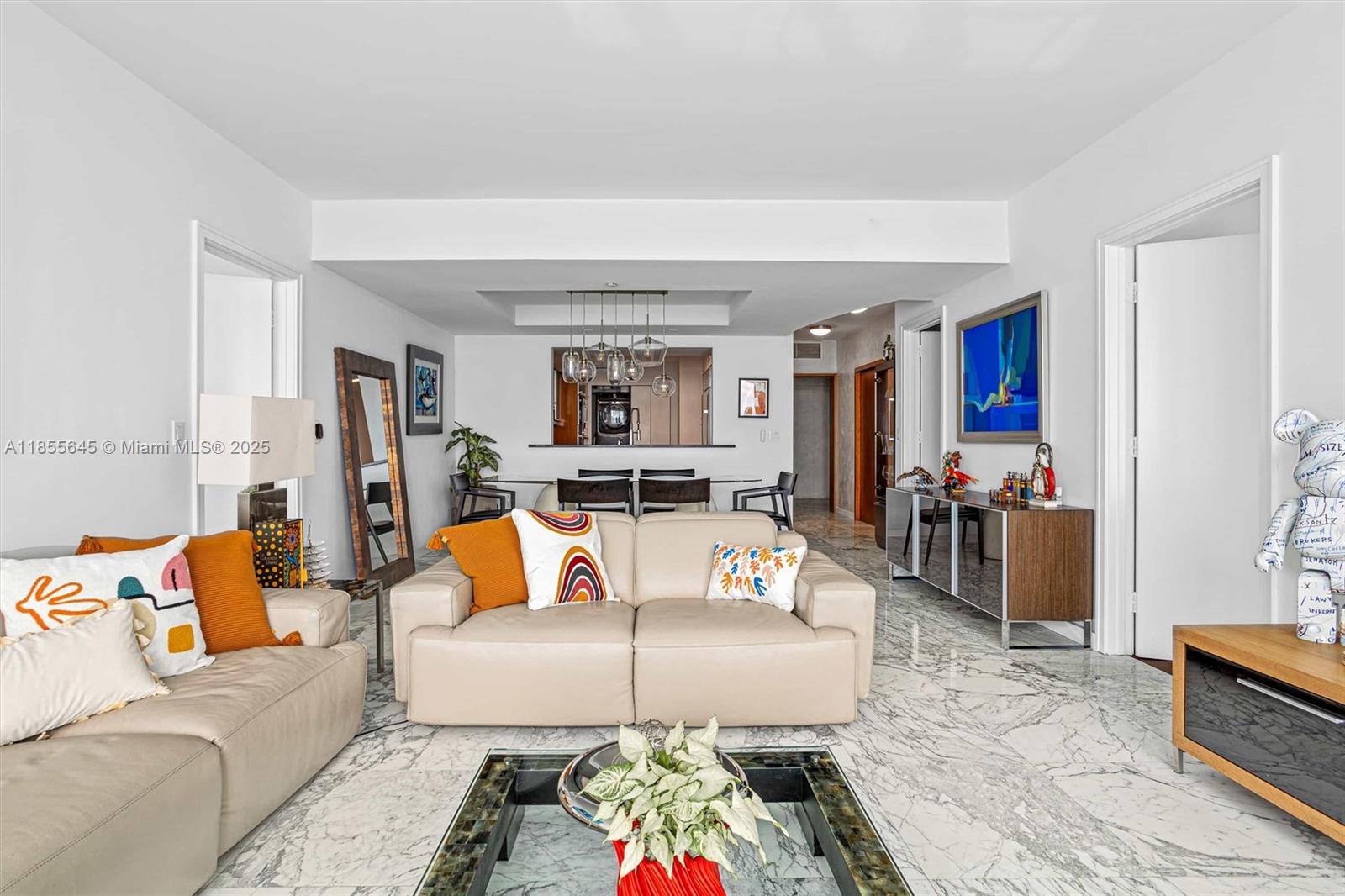 image Jade Residences At Bricke10