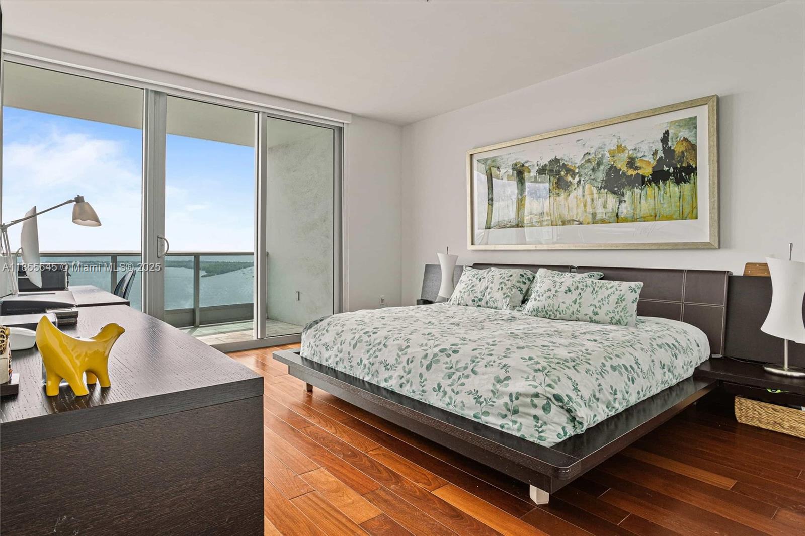 image Jade Residences At Bricke17