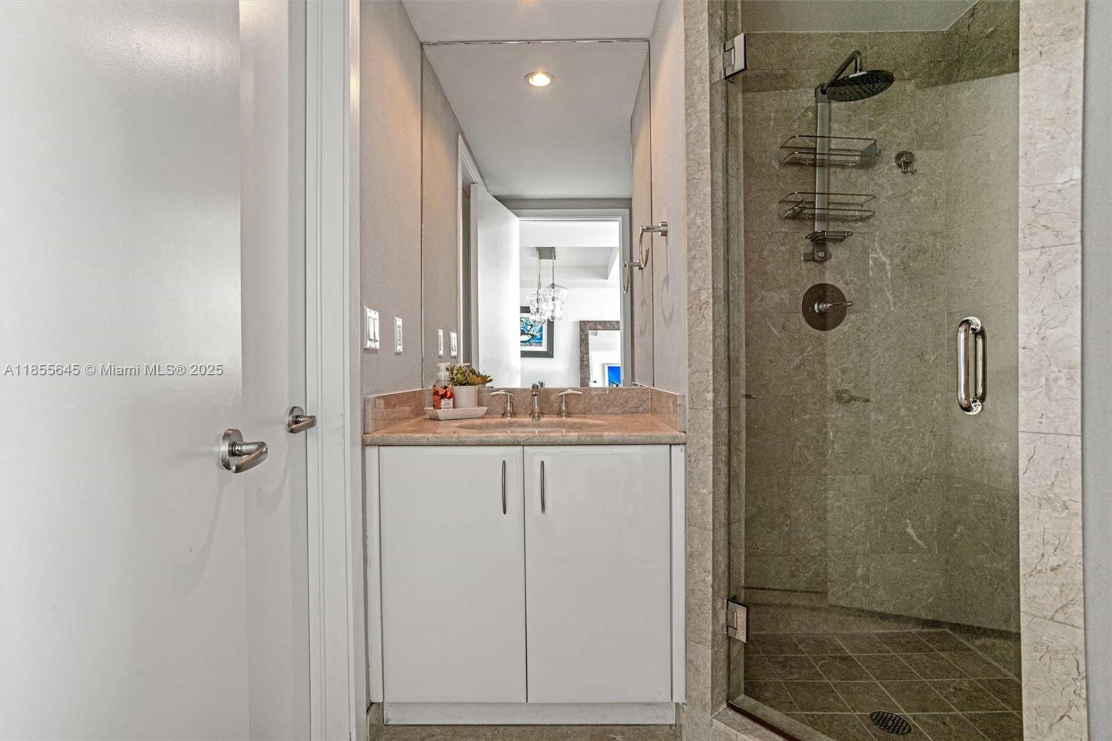 image Jade Residences At Bricke24