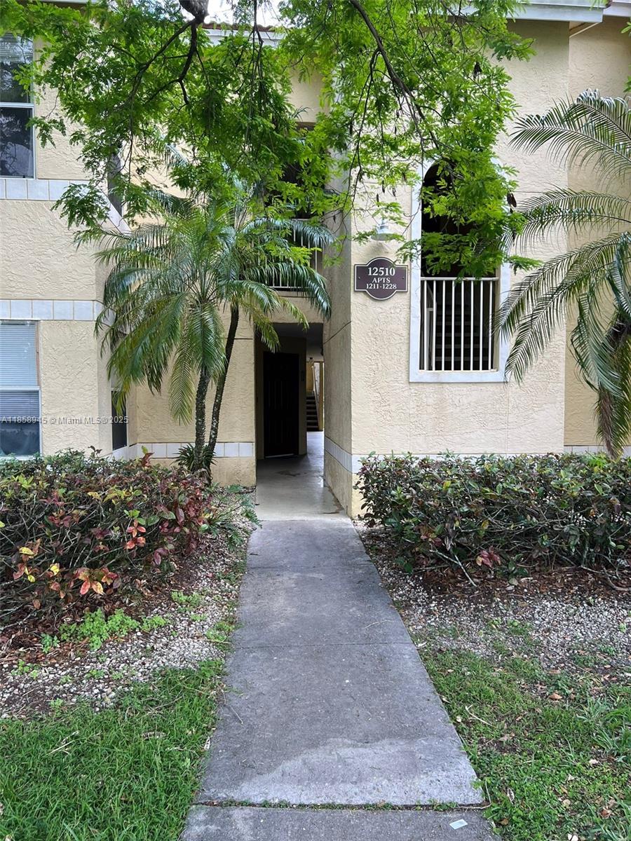 12510 Vista Isles Dr #1215