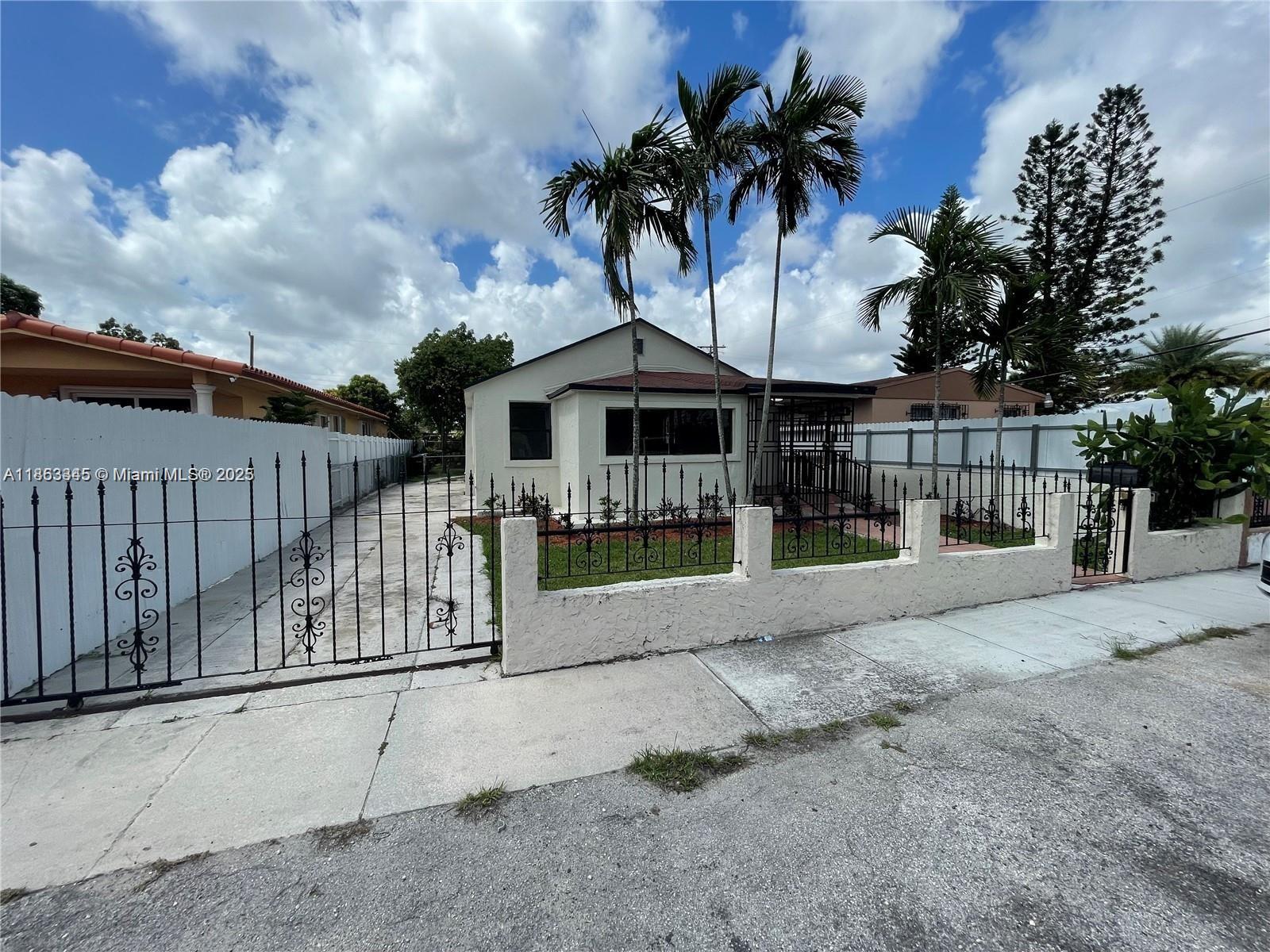 508 E 40th St