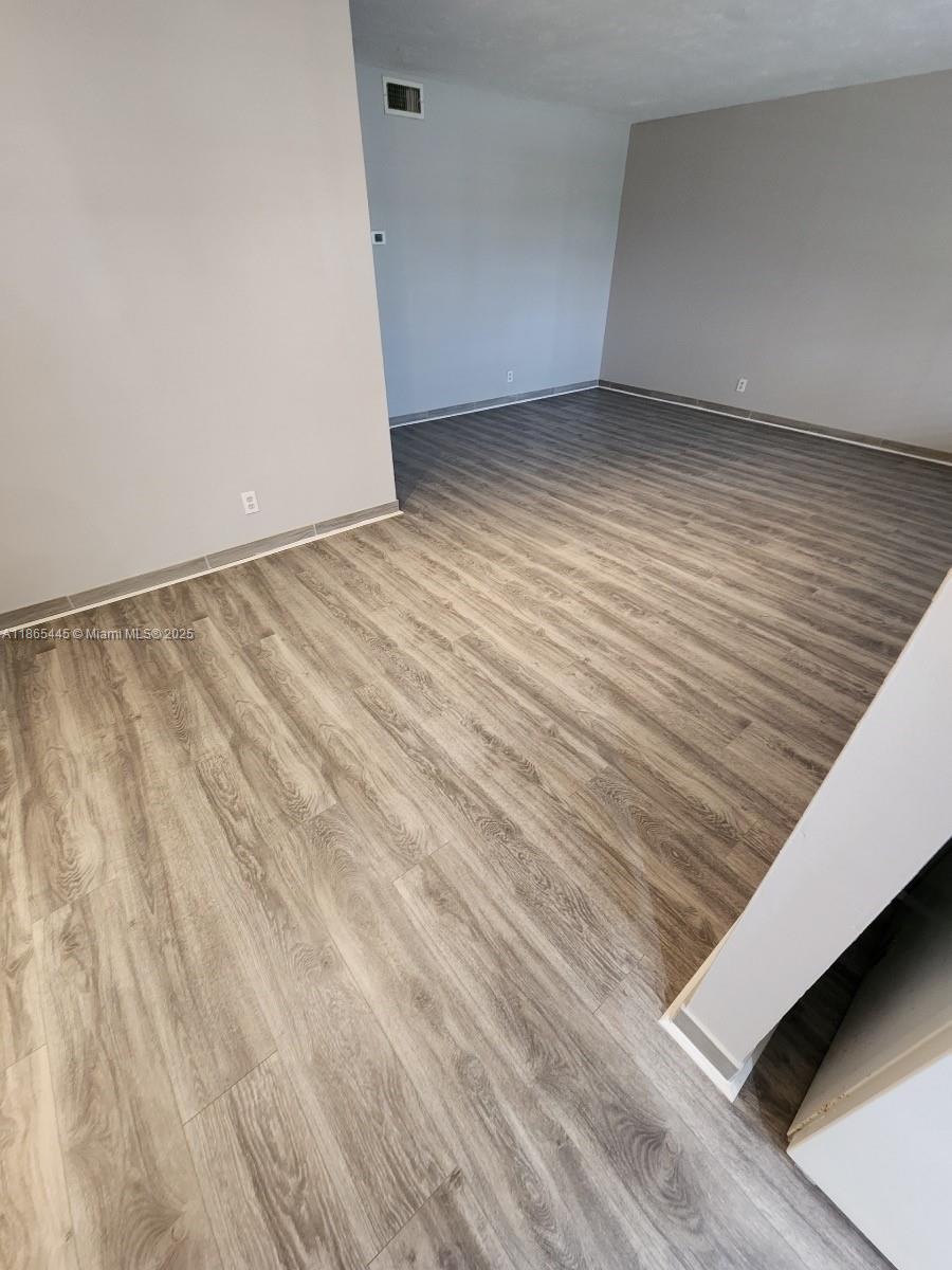 250 Layne Blvd #216