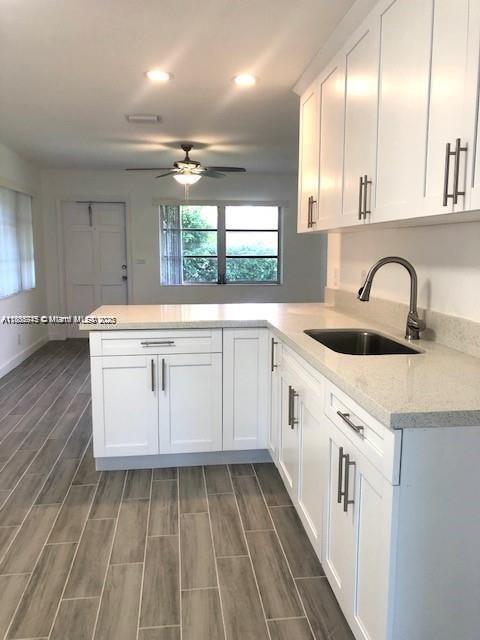215 SW 10th St