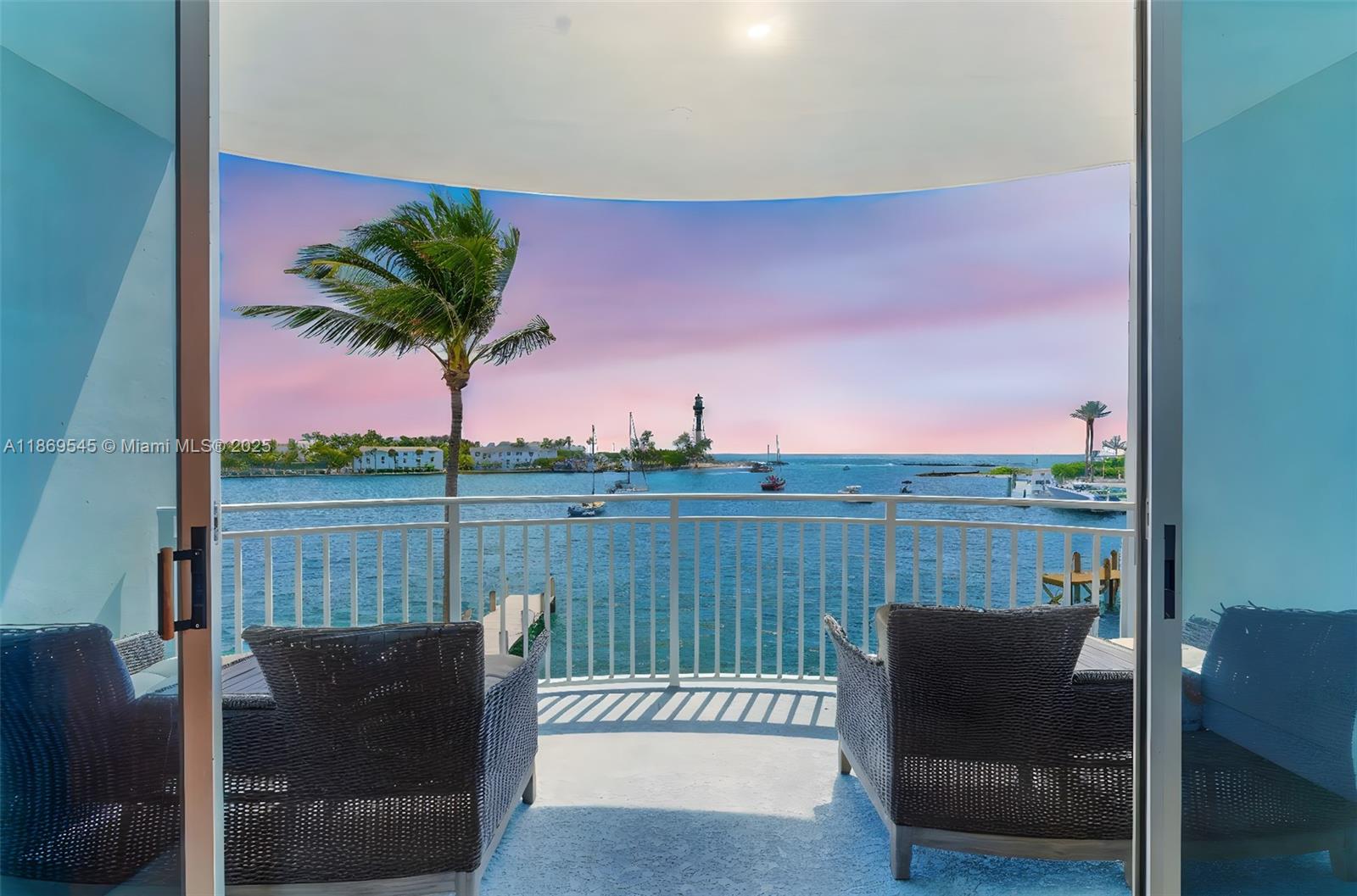 2508 Bay Dr #305