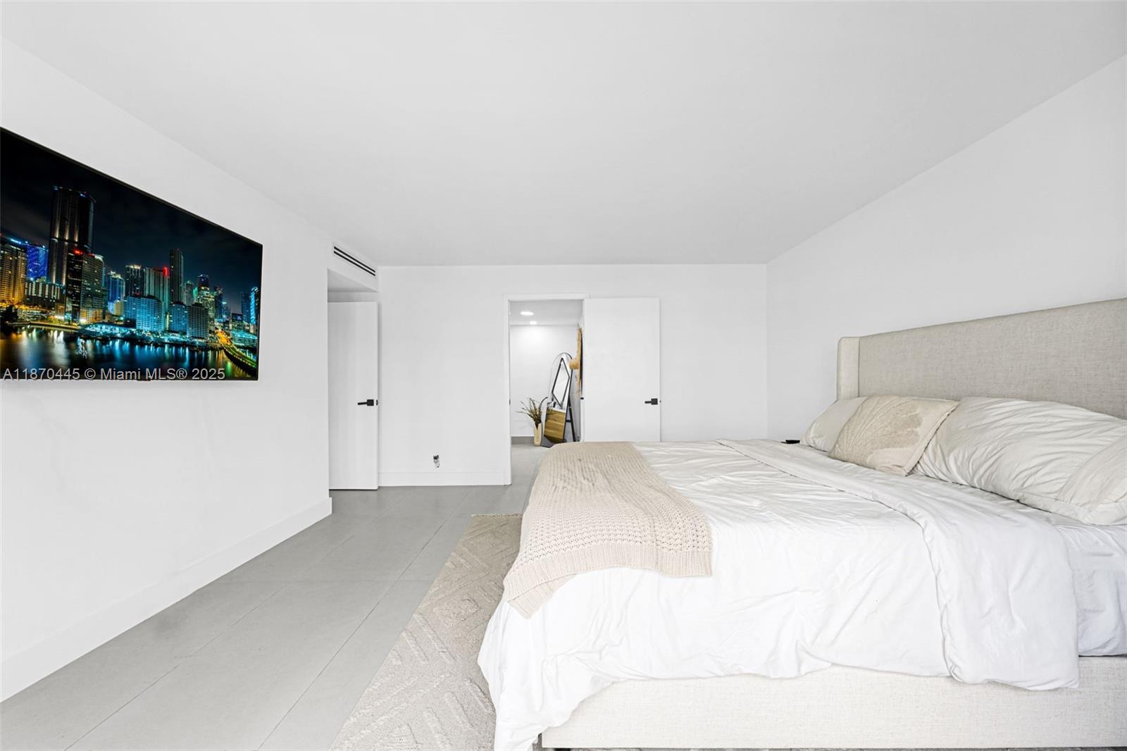 2100 S Ocean Dr #3CD Fort Lauderdale, FL 33316