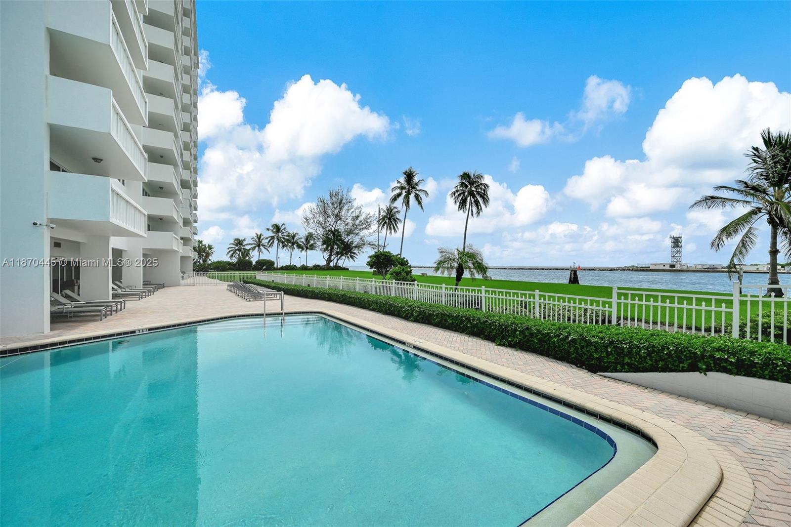 2100 S Ocean Dr #3CD Fort Lauderdale, FL 33316