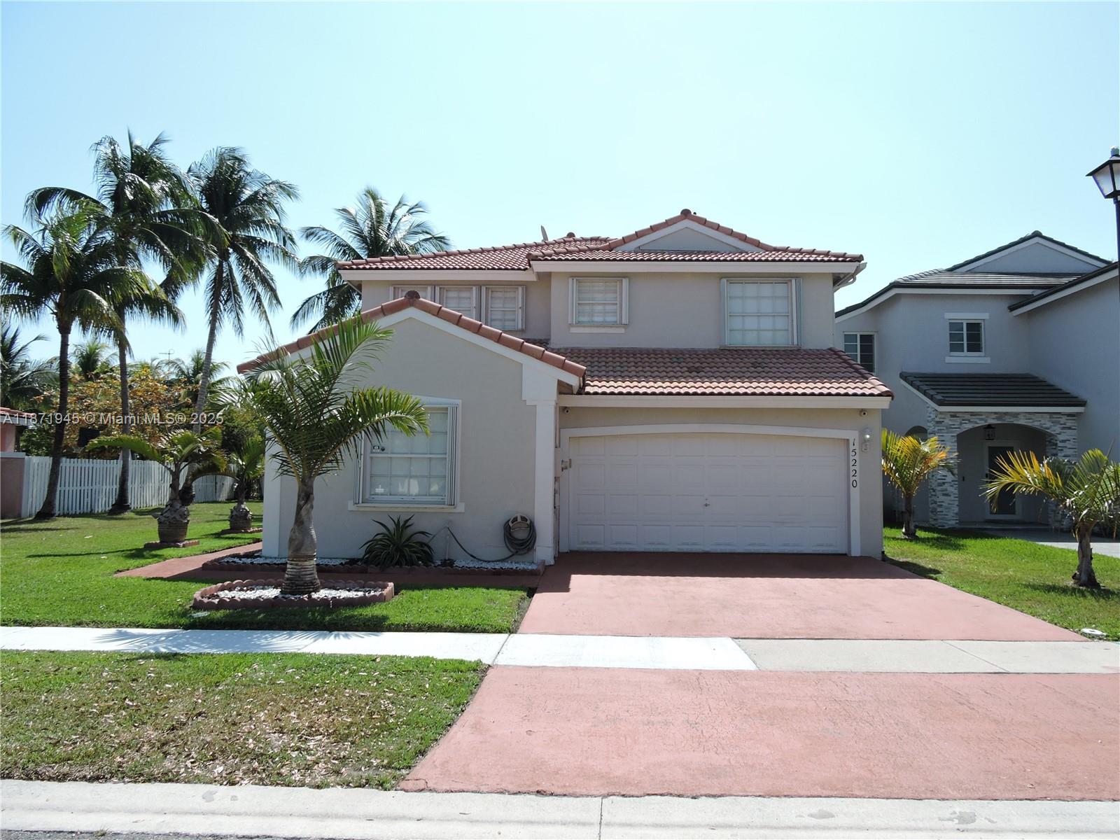 15220 SW 49th St