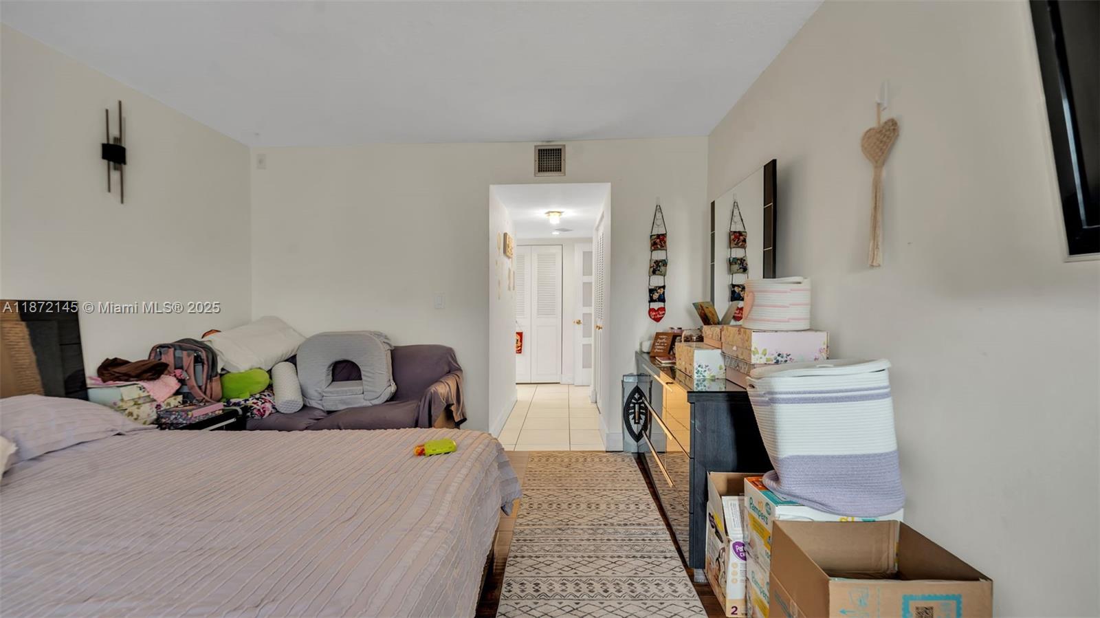 8001 Crespi Blvd #4B Miami Beach, FL 33141