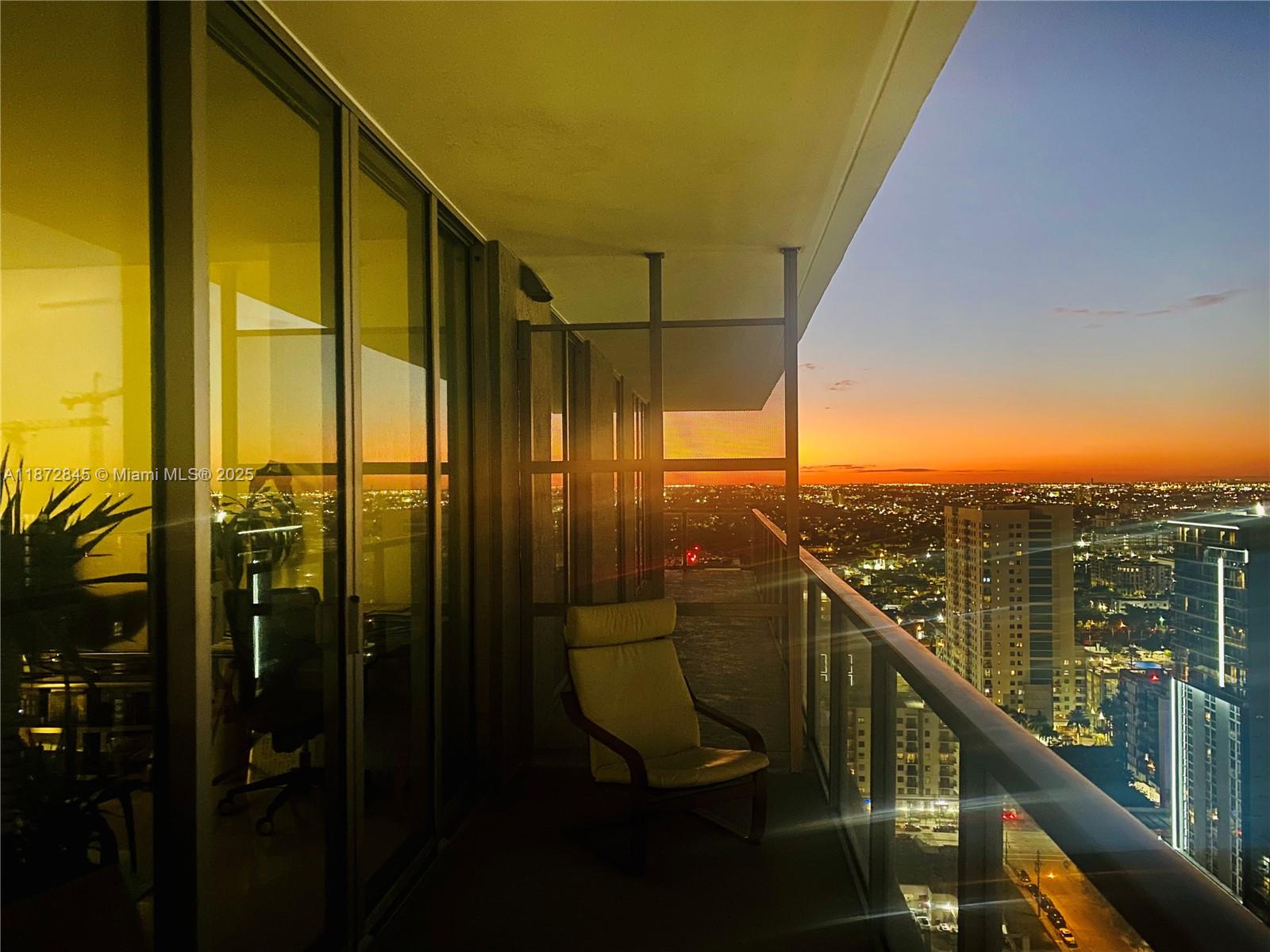 image The Axis On Brickell Cond19