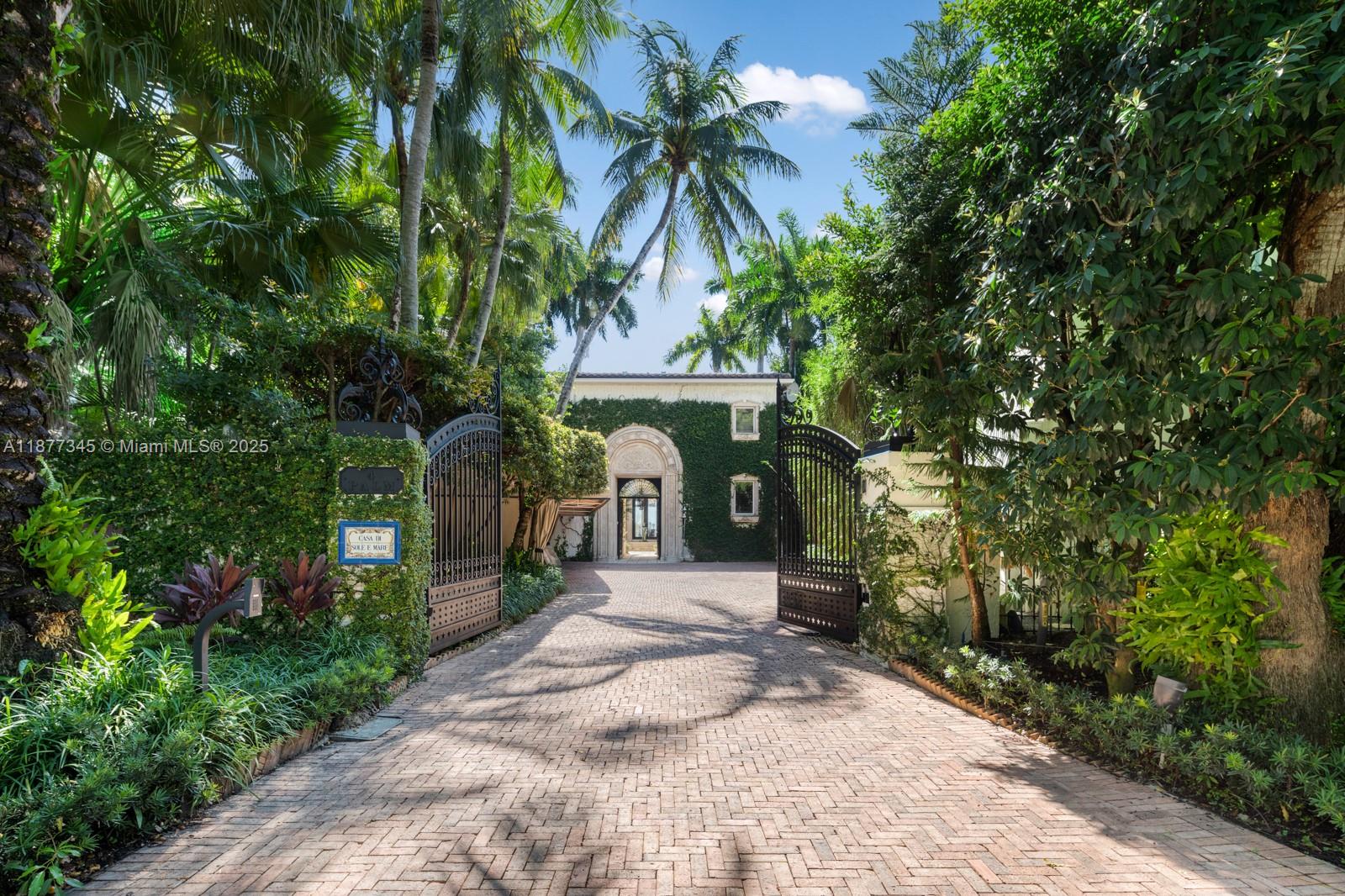 4 Palm Ave