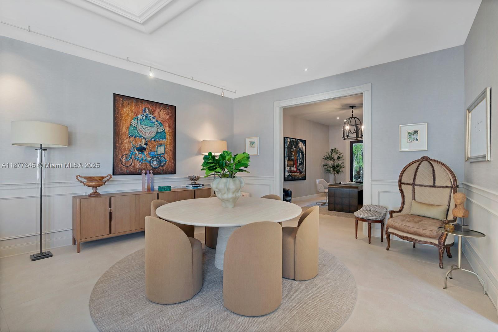 4 Palm Ave Miami Beach, FL 33139