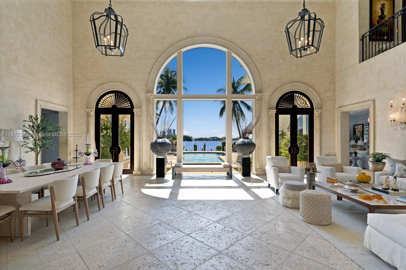 4 Palm Ave Miami Beach, FL 33139