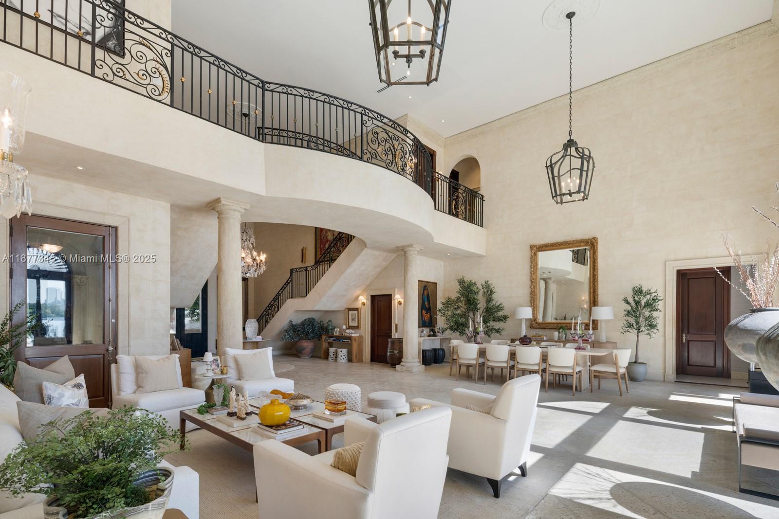 4 Palm Ave Miami Beach, FL 33139