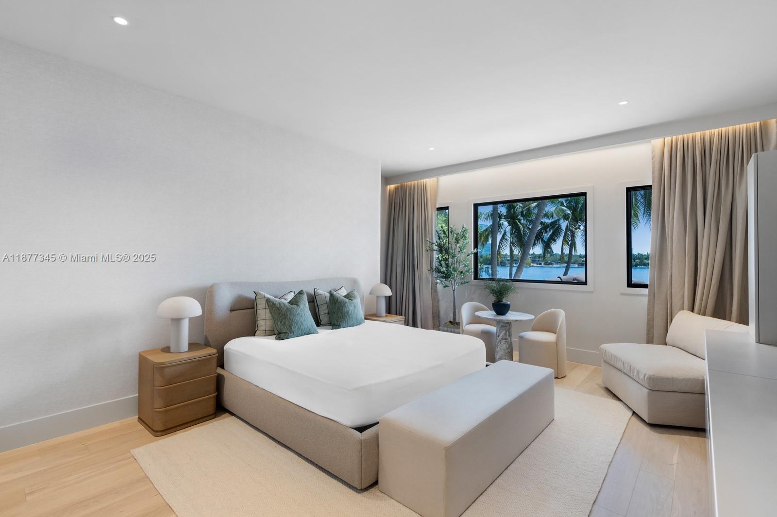 4 Palm Ave Miami Beach, FL 33139