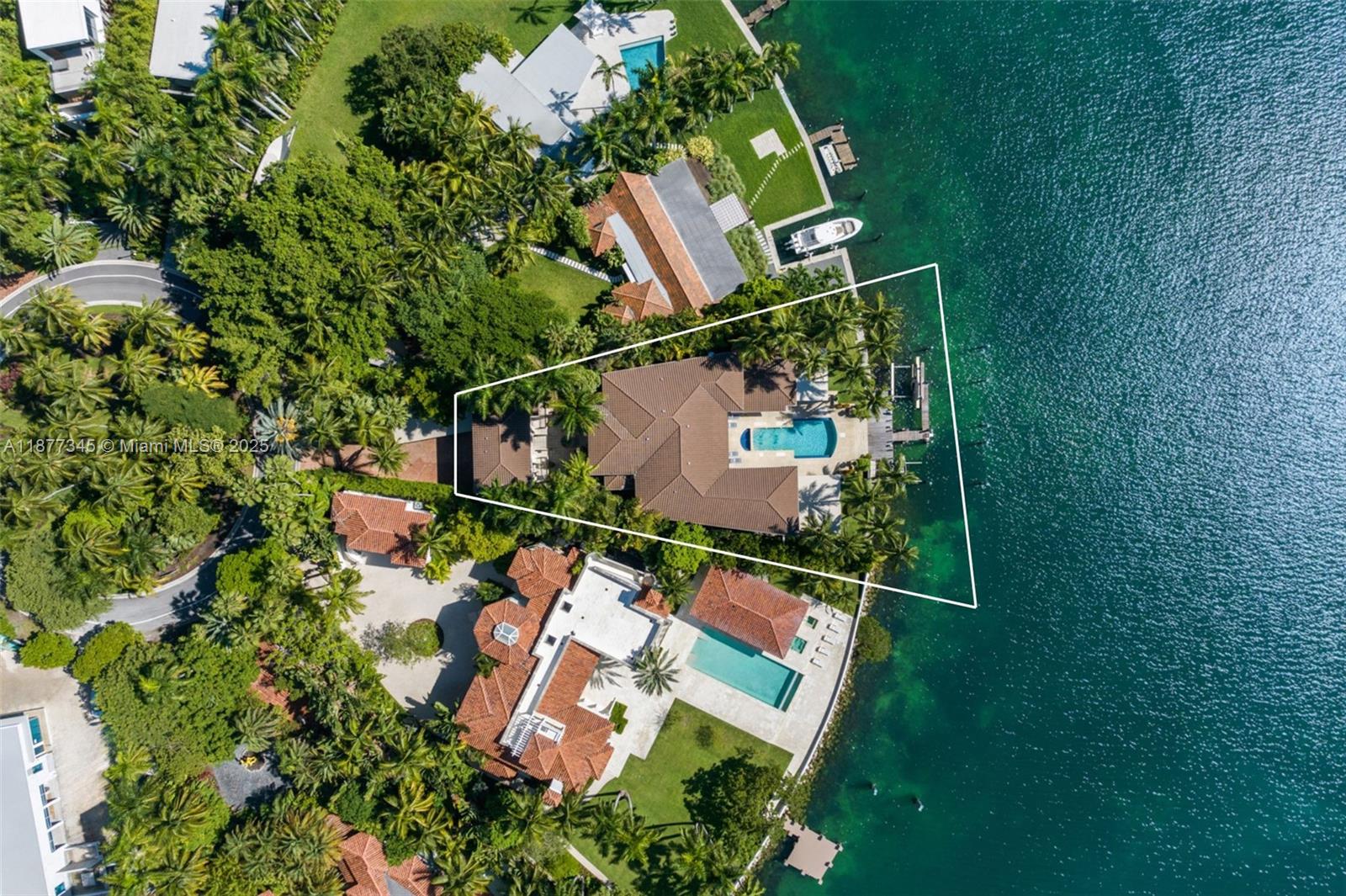 4 Palm Ave Miami Beach, FL 33139