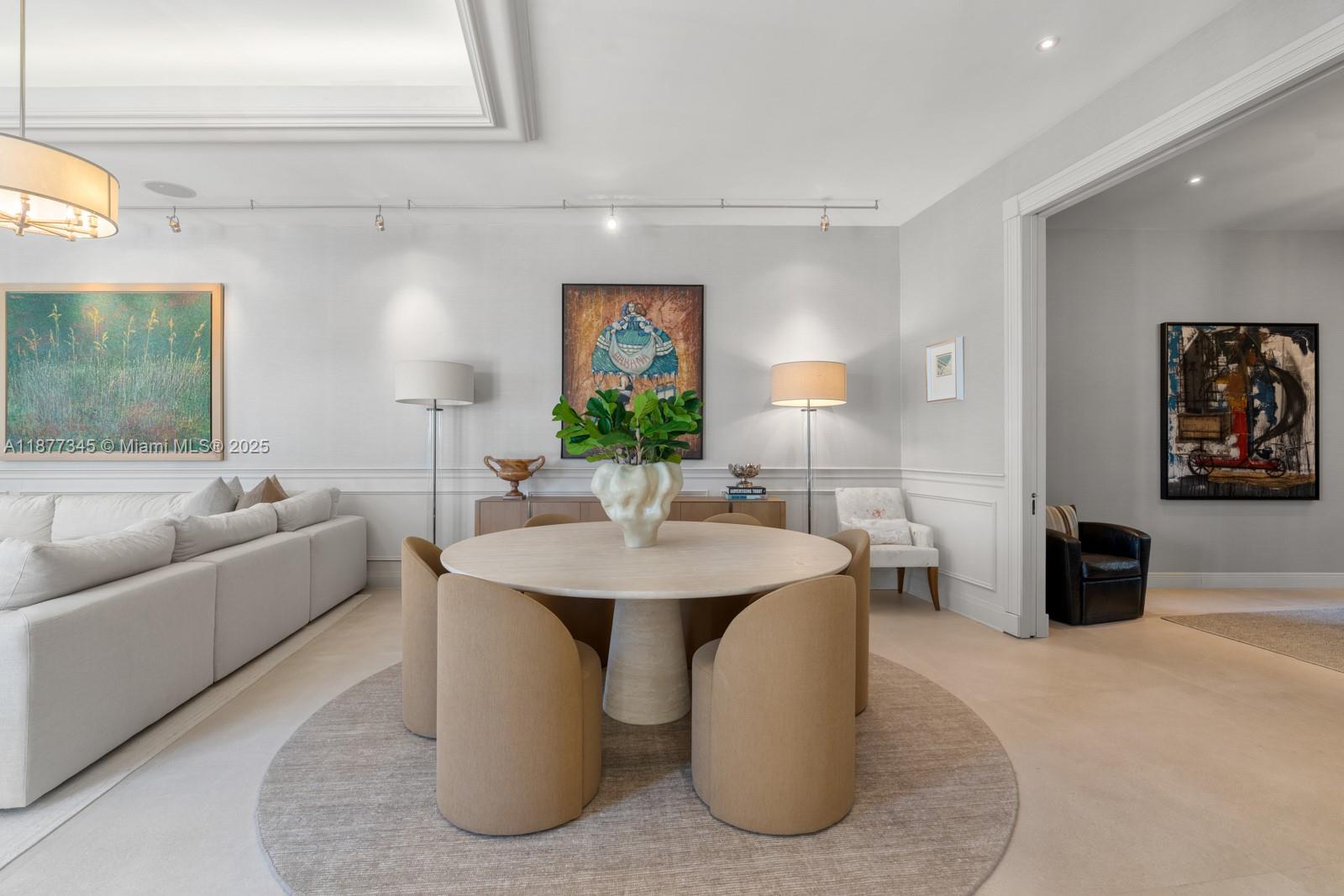 4 Palm Ave Miami Beach, FL 33139