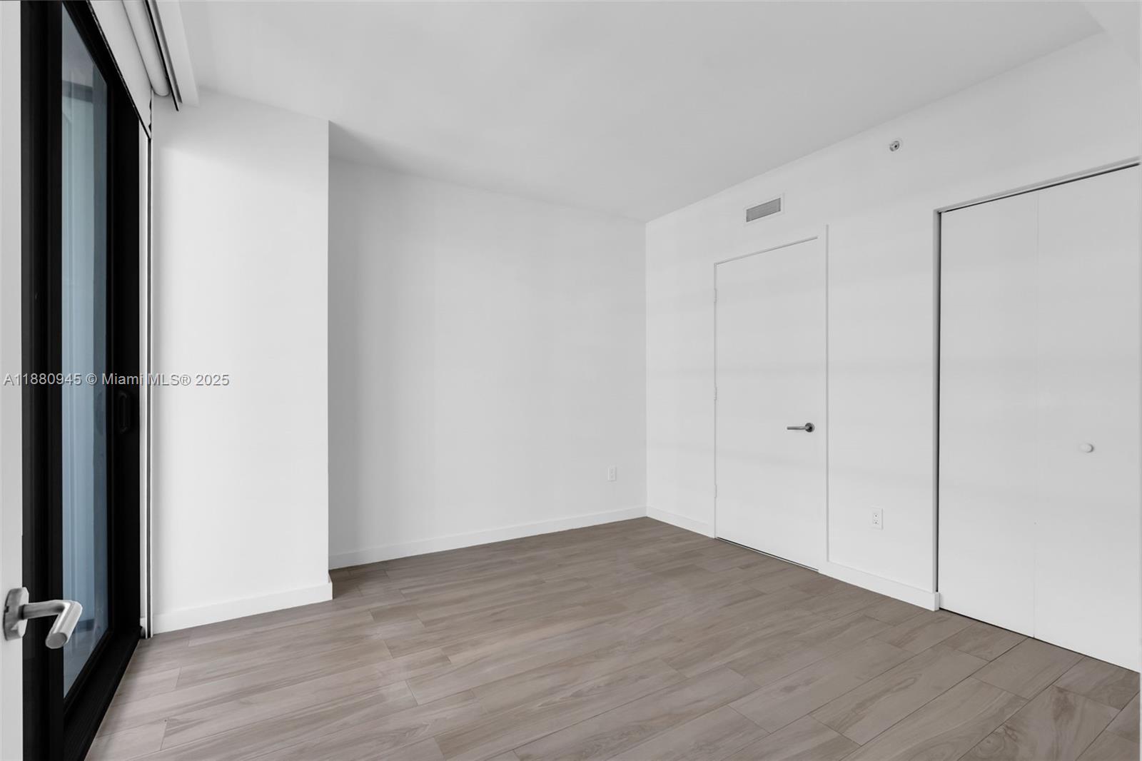 image Sls Brickell9