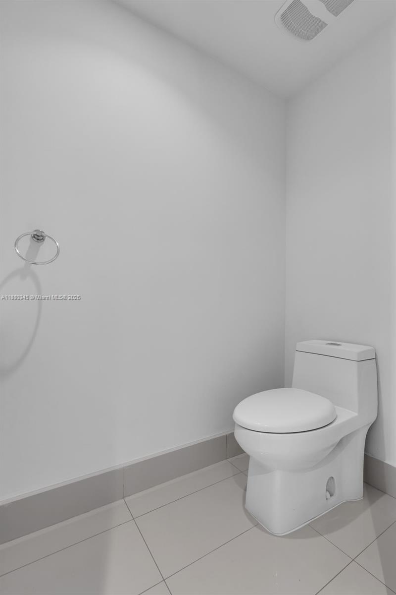 image Sls Brickell16