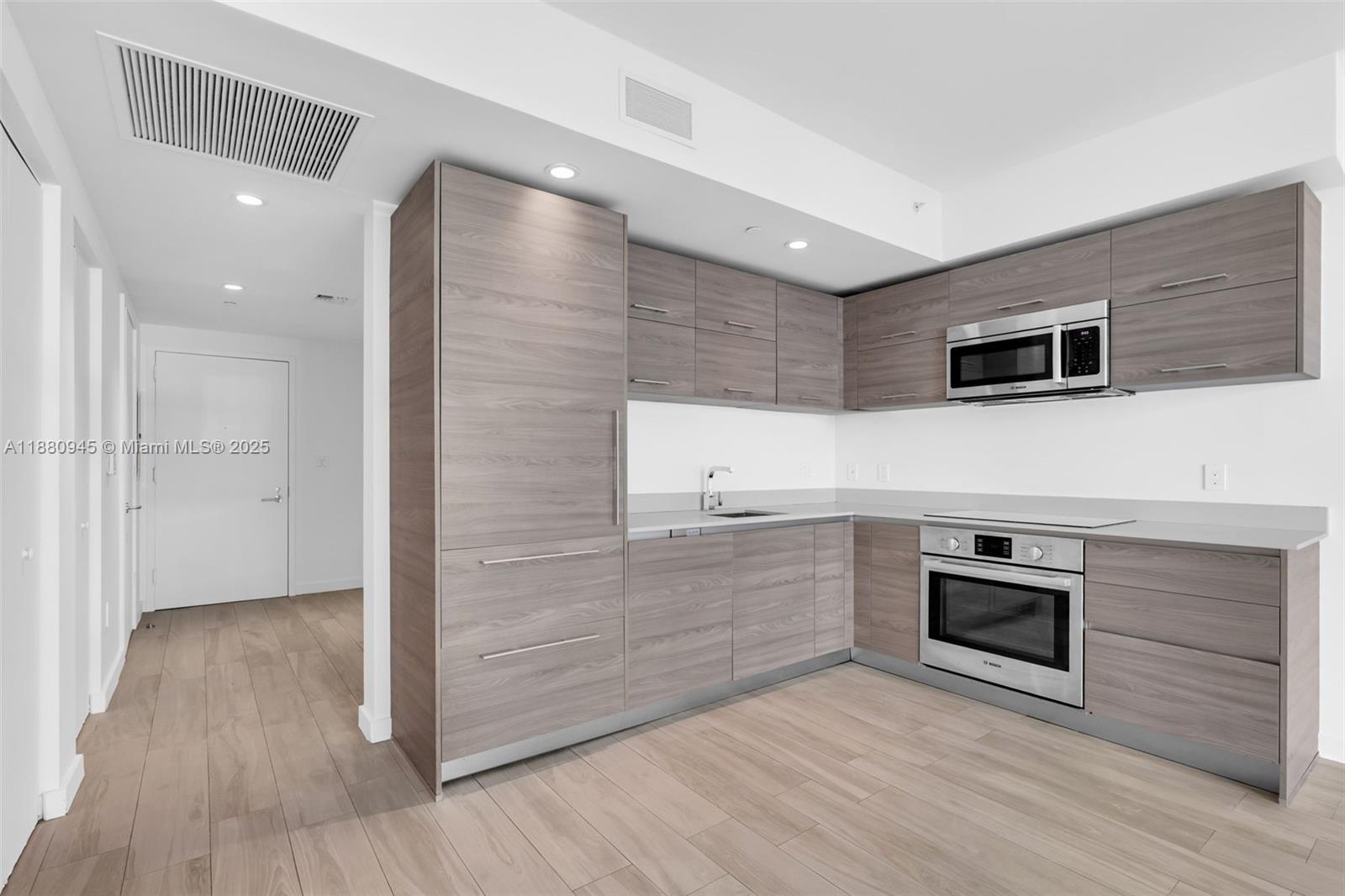 image Sls Brickell2