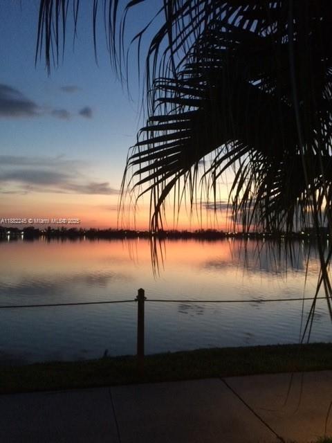 112 Lake Emerald Dr #109
