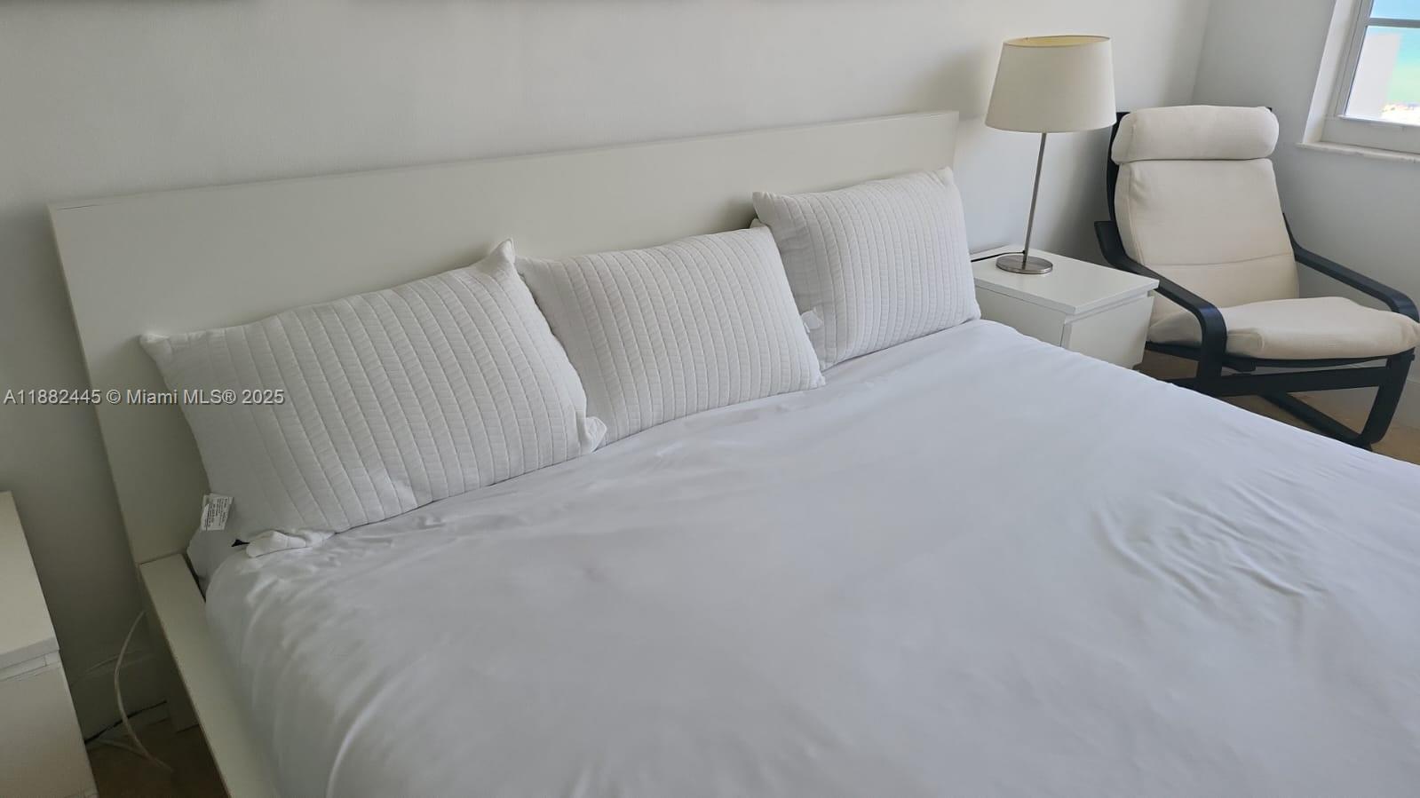 image The Decoplage Condo7