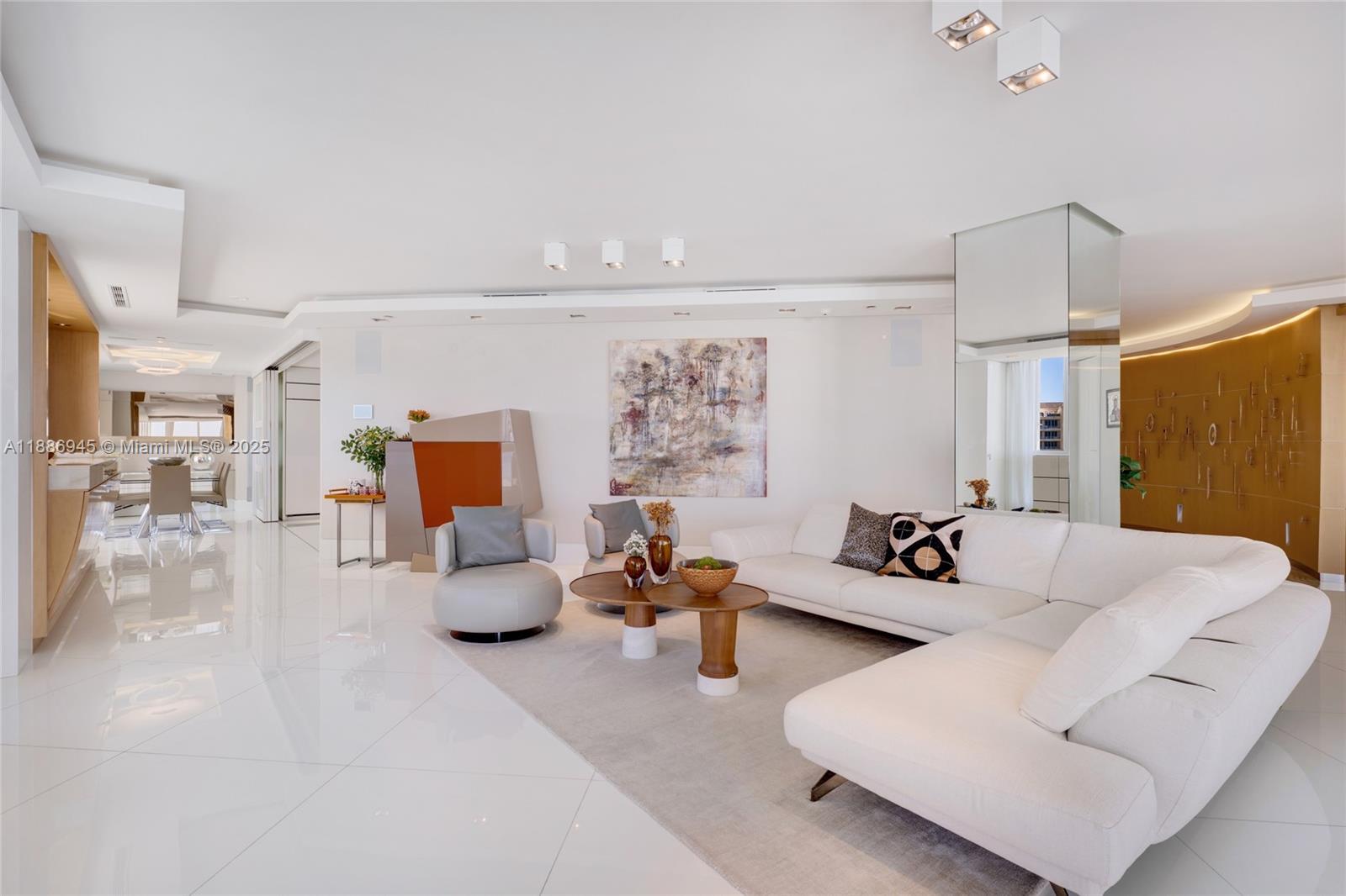 791 Crandon Blvd #1408 Key Biscayne, FL 33149 791 Crandon Blvd #1408 Key Biscayne, FL 33149