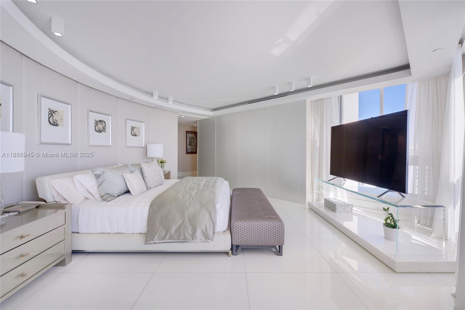 791 Crandon Blvd #1408 Key Biscayne, FL 33149 791 Crandon Blvd #1408 Key Biscayne, FL 33149