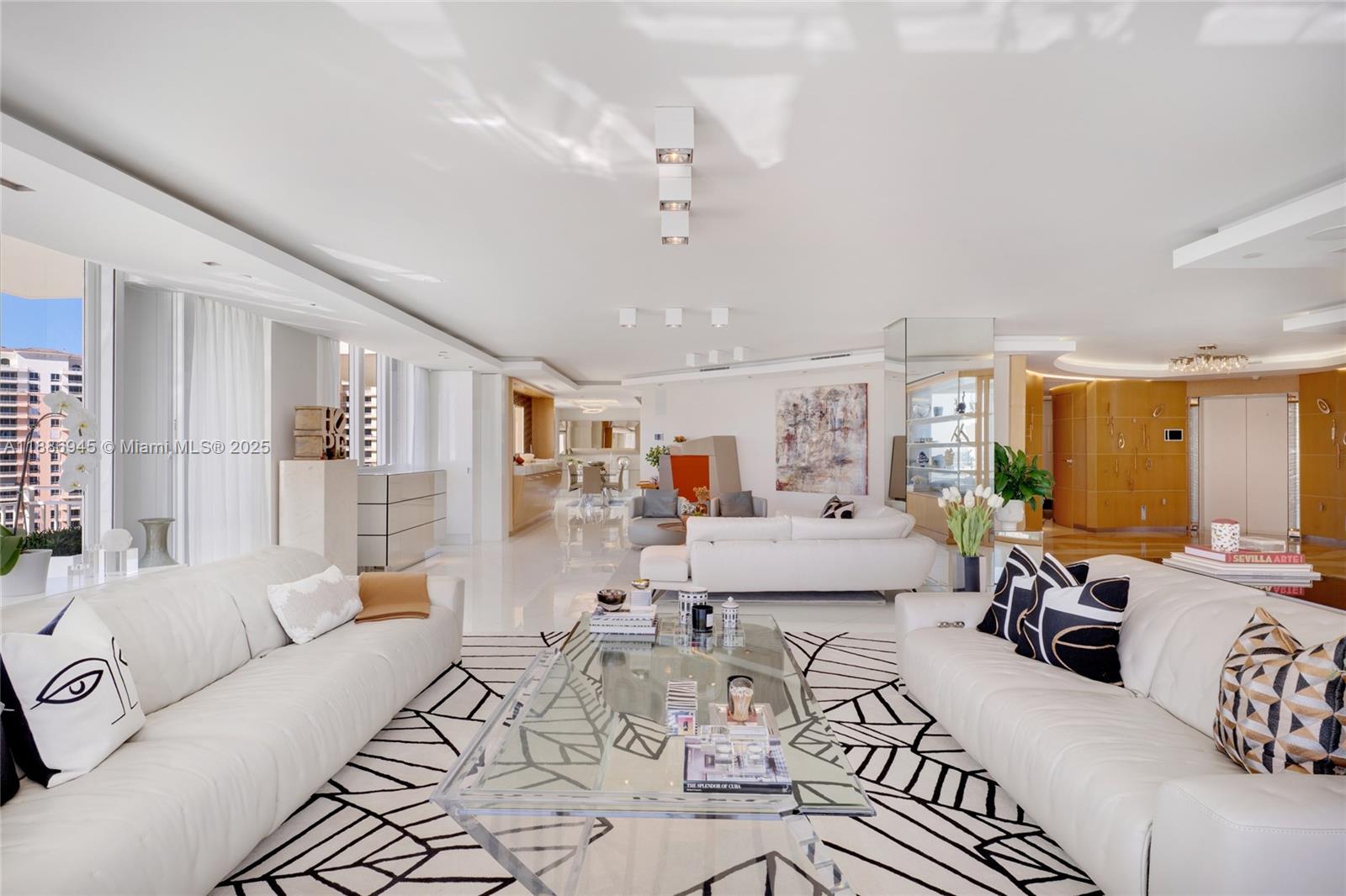 791 Crandon Blvd #1408 Key Biscayne, FL 33149 791 Crandon Blvd #1408 Key Biscayne, FL 33149