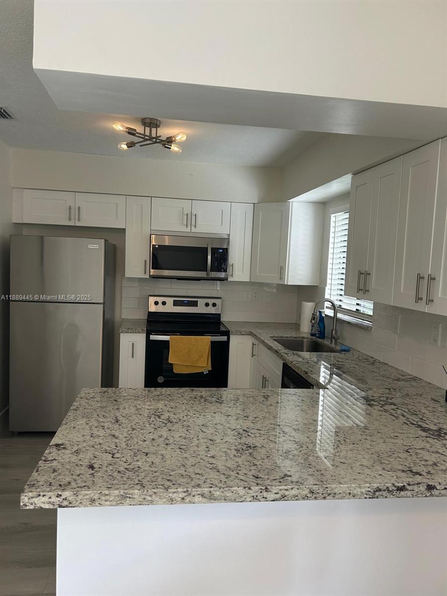 9630 SW 152nd Ave #34 Miami, FL 33196