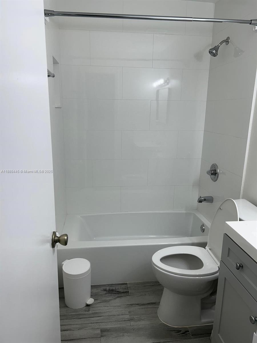 9630 SW 152nd Ave #34 Miami, FL 33196