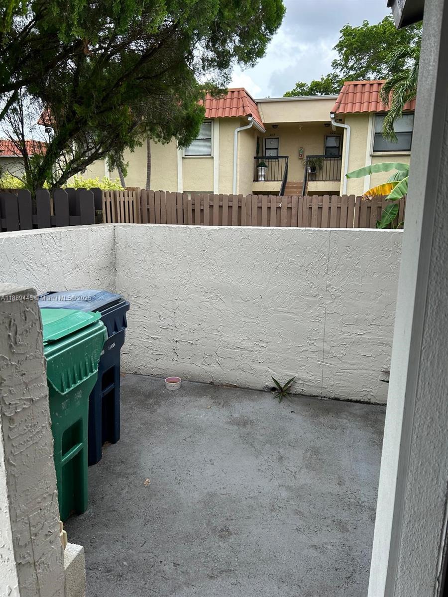 9630 SW 152nd Ave #34 Miami, FL 33196