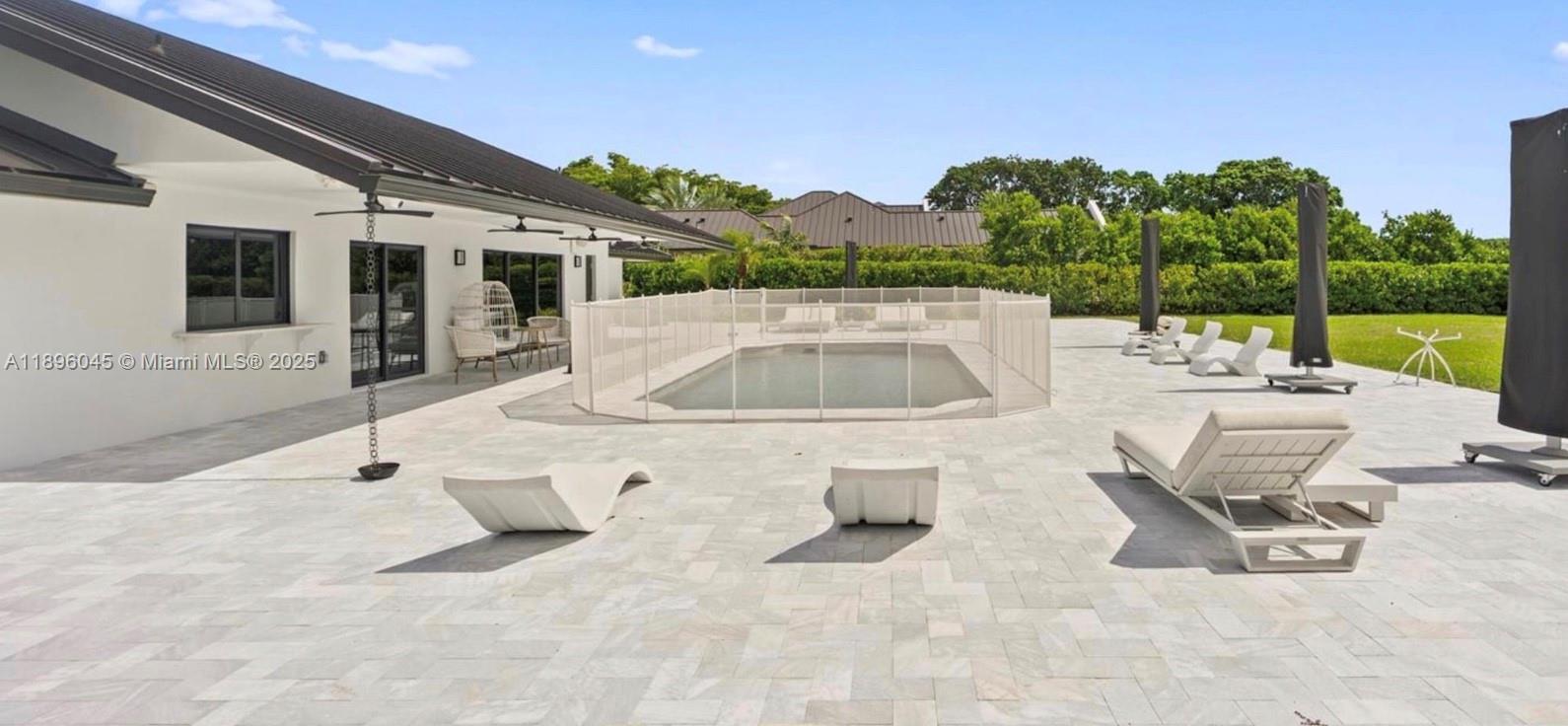 17873 W Fieldbrook Cir W Boca Raton, FL 33496