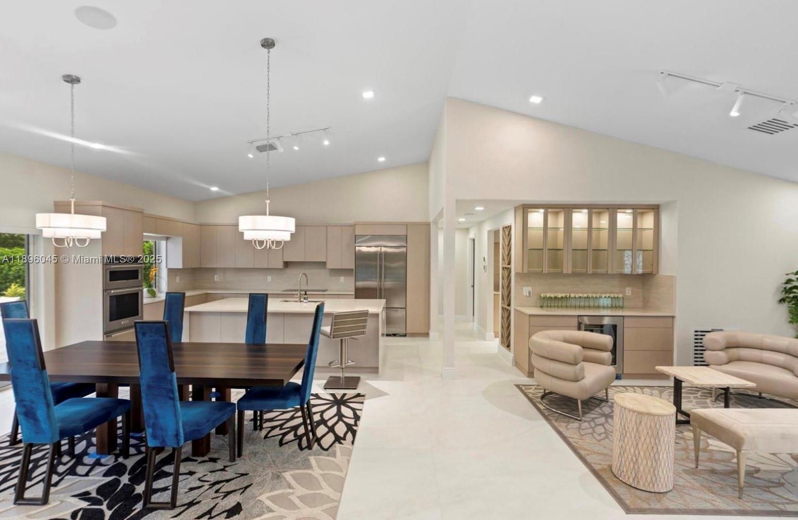 17873 W Fieldbrook Cir W Boca Raton, FL 33496