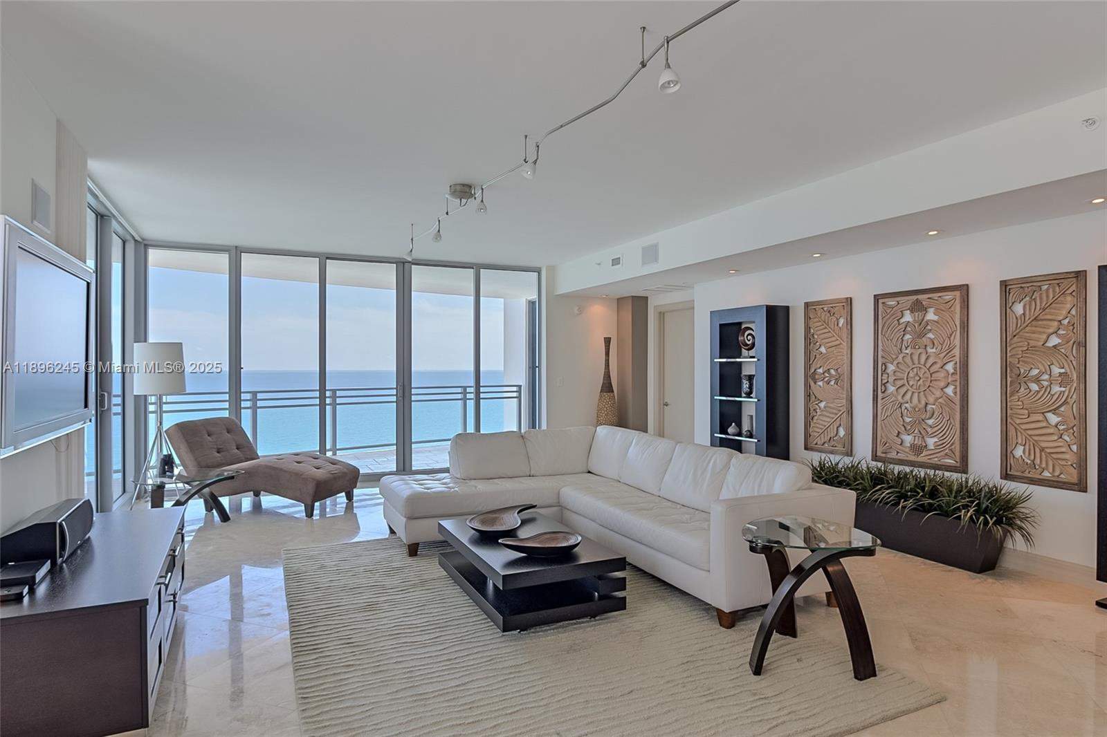 3535 S Ocean Dr #2102 Hollywood, FL 33019