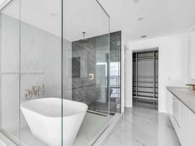 700 24th St #706 Miami, FL 33137